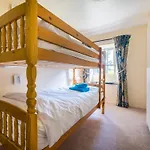 Waingap Nyaraló Crook